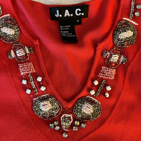 Red beaded shell M - Picture 3 of 6